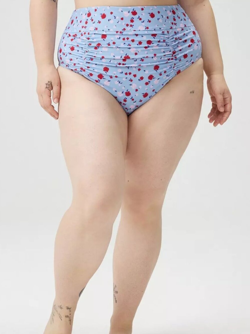 ❤️NWT TORRID RUCHED PETITE ROSES FLORAL BLUE CHEEKY SWIM BOTTOM - PLUS SIZE